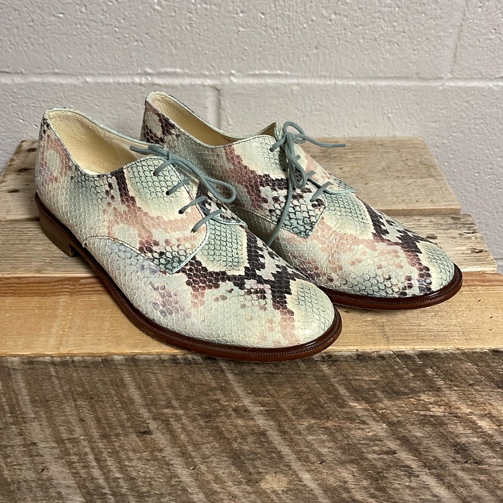 Robert Clergerie snake Oxford size 38